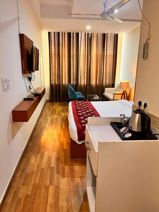 Oyster Pearl I Near Medanta Hospital I Sec-39 I Gurgaon Ξενοδοχείο Εξωτερικό φωτογραφία