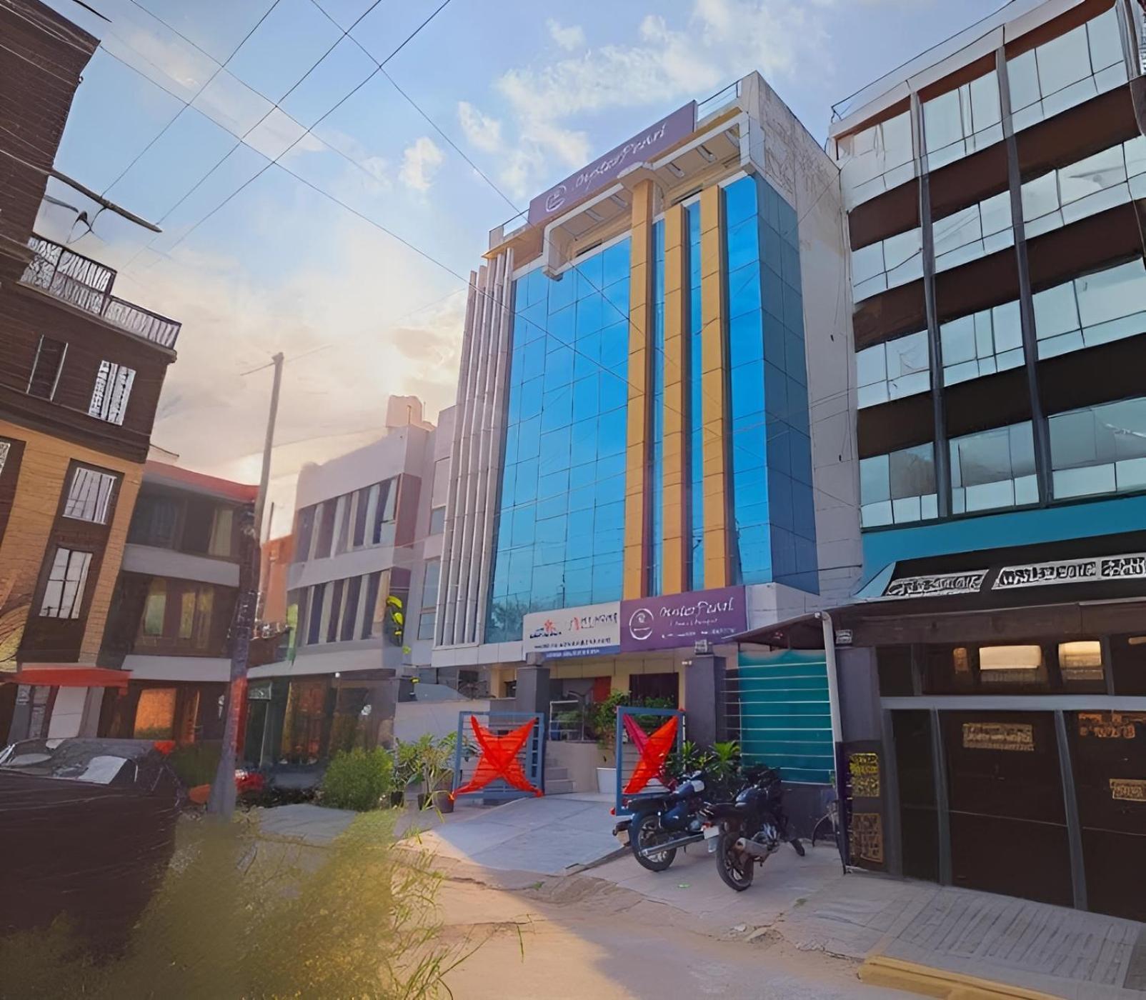 Oyster Pearl I Near Medanta Hospital I Sec-39 I Gurgaon Ξενοδοχείο Εξωτερικό φωτογραφία