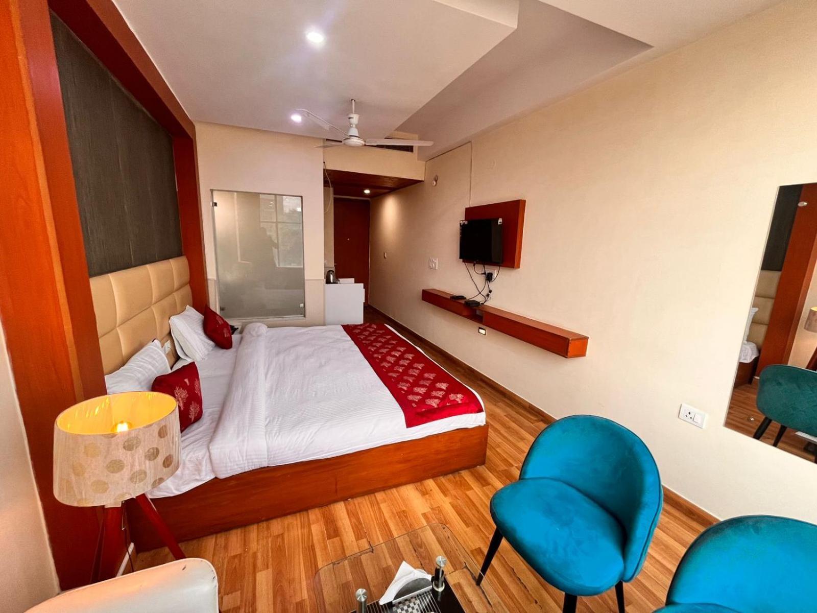 Oyster Pearl I Near Medanta Hospital I Sec-39 I Gurgaon Ξενοδοχείο Εξωτερικό φωτογραφία