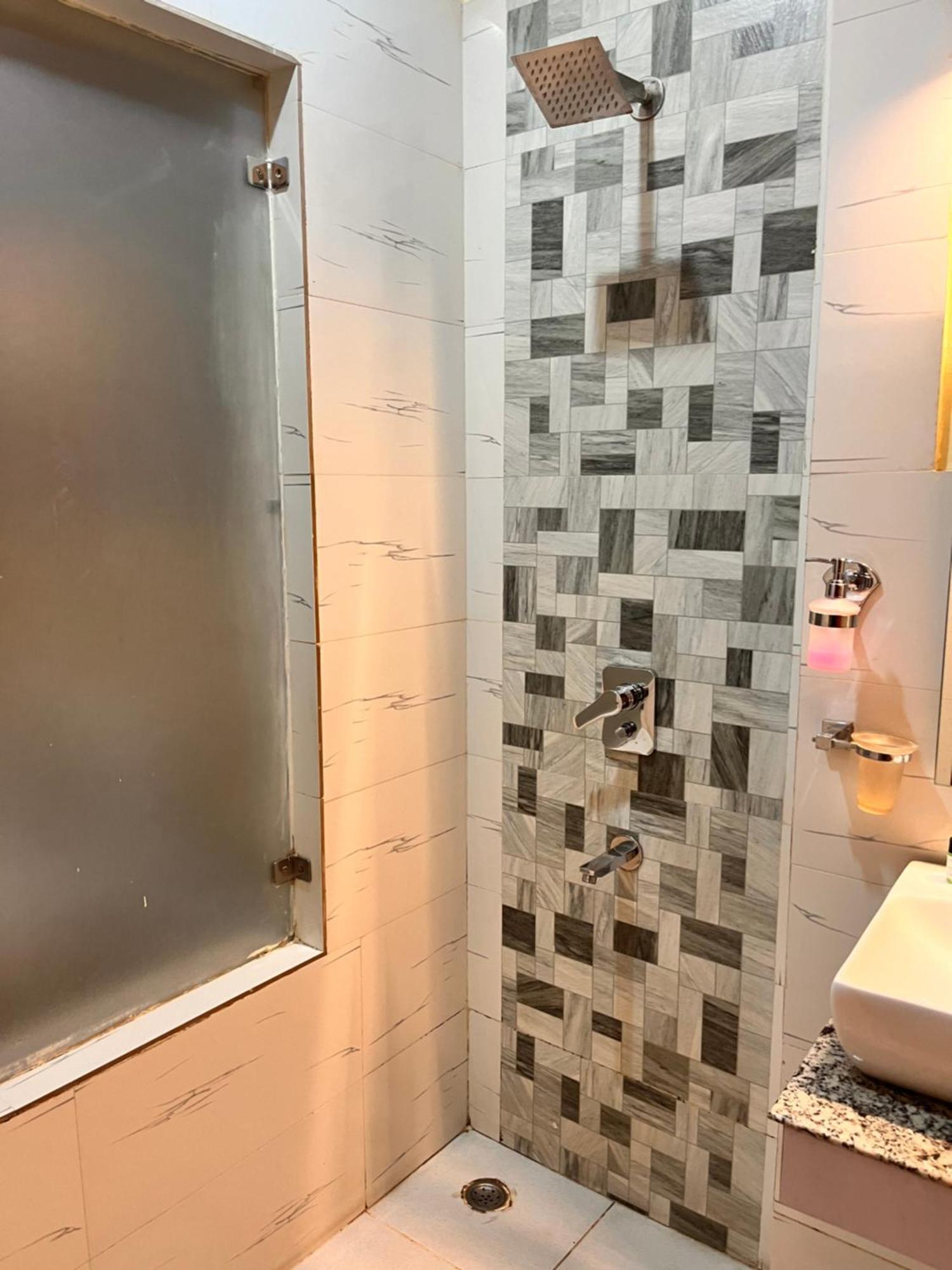 Oyster Pearl I Near Medanta Hospital I Sec-39 I Gurgaon Ξενοδοχείο Εξωτερικό φωτογραφία