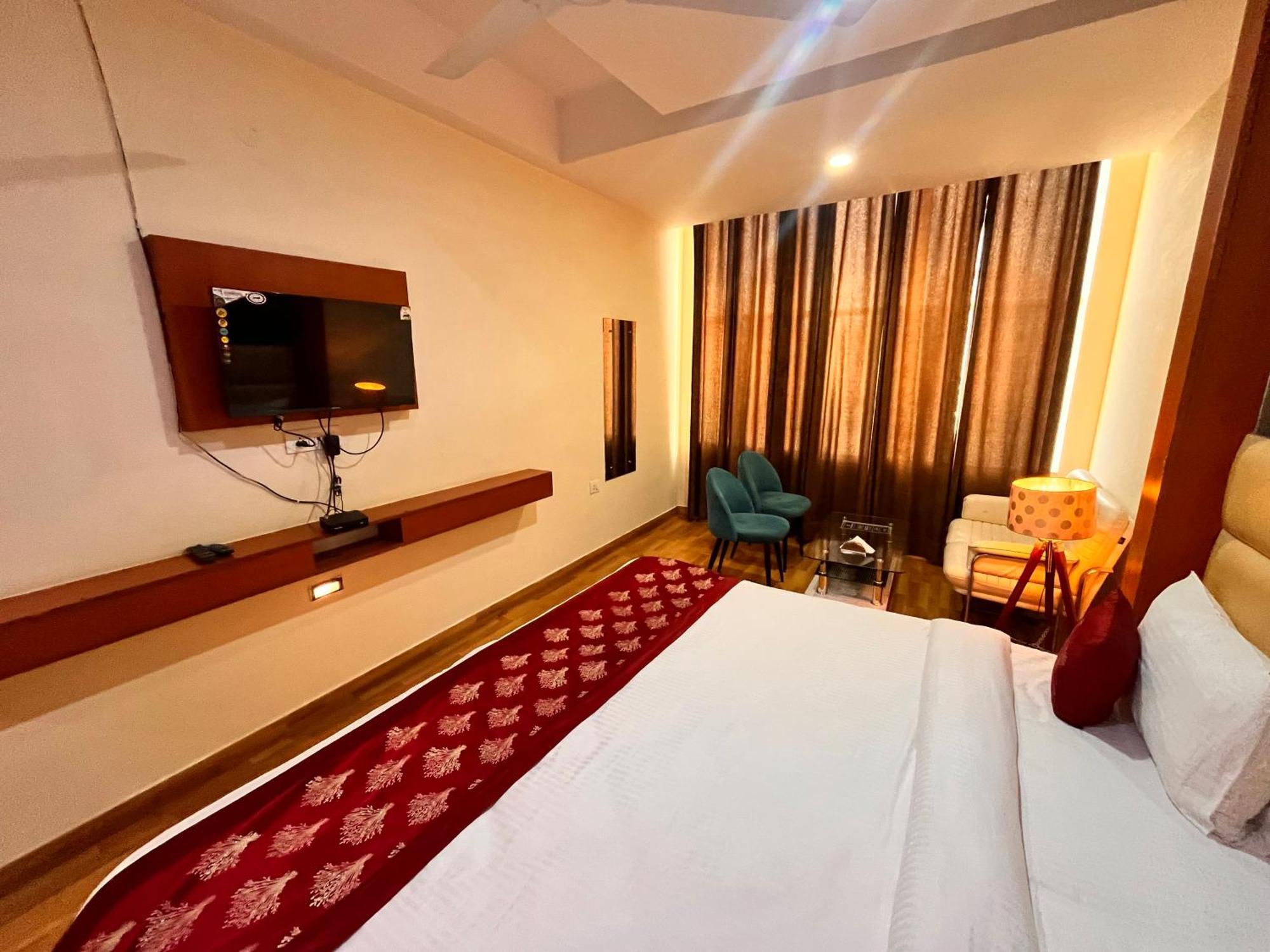 Oyster Pearl I Near Medanta Hospital I Sec-39 I Gurgaon Ξενοδοχείο Εξωτερικό φωτογραφία